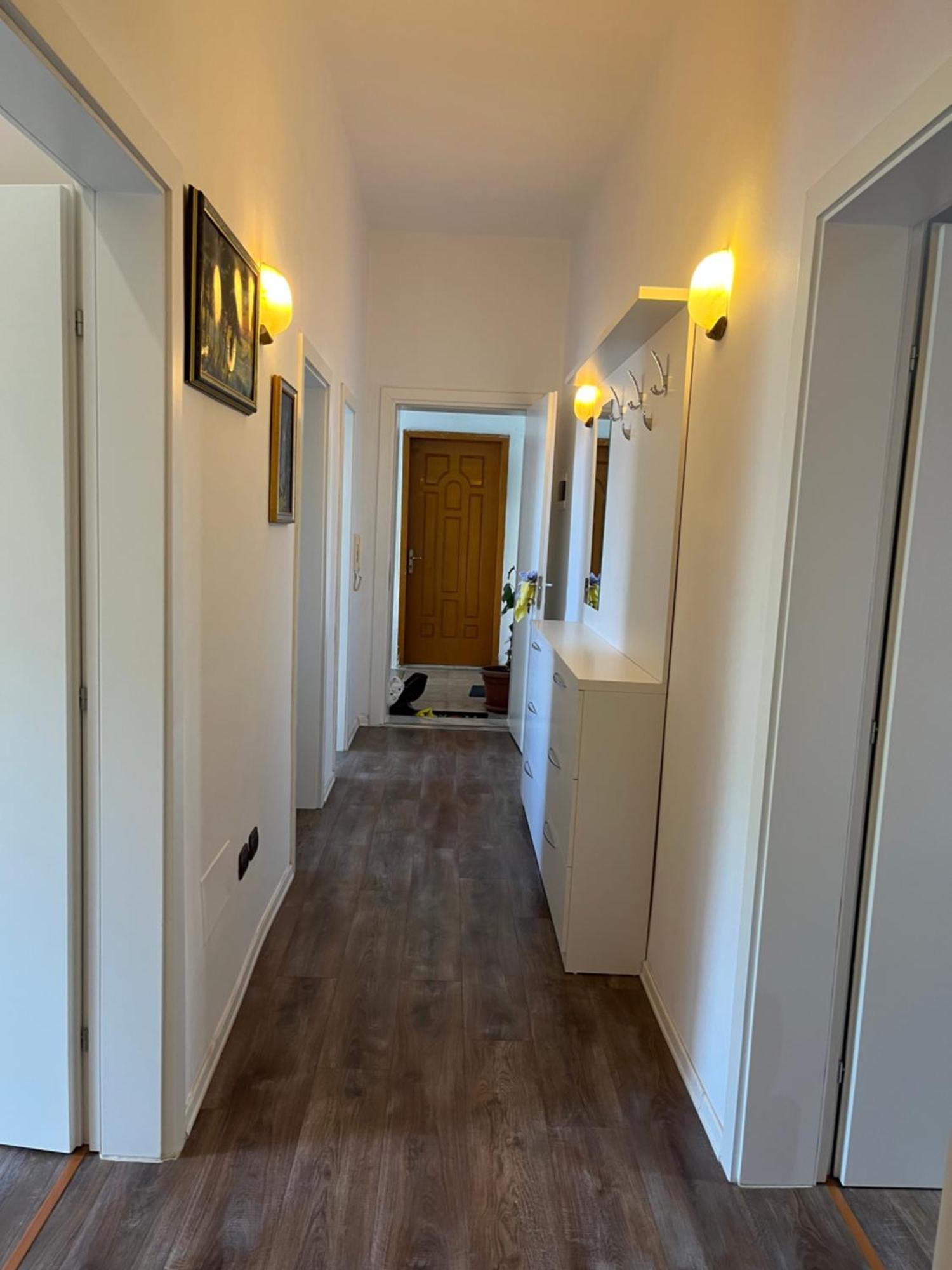 Lukas Apartament Vollga ドゥラス エクステリア 写真